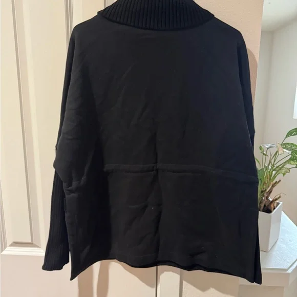 Varley Cavello long line sweatshirt. - Picture 4 of 6